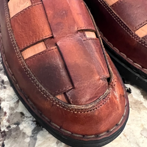 men’s shoes- sandals- new never been used -GH Bass - Picture 2 of 13